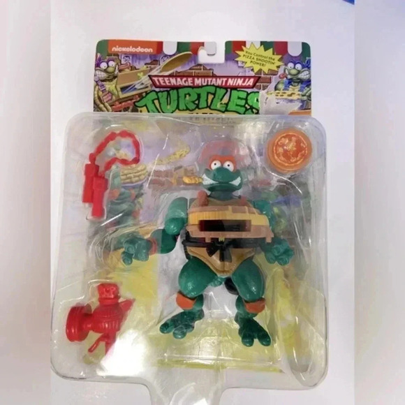 Teenage Mutant Ninja Turtles - Pizza Tossin’ Michelangelo - BNIB  🐢🍕 - Picture 4 of 7